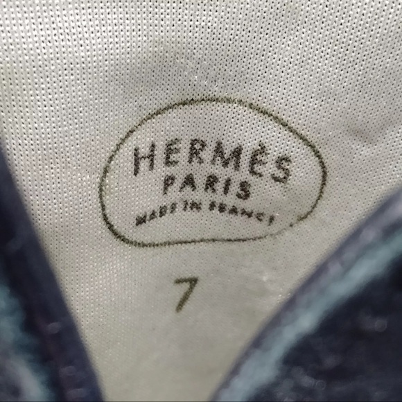 AUTH HERMES Lambskin Leather Gloves With Gold Studs Black - Picture 4 of 5